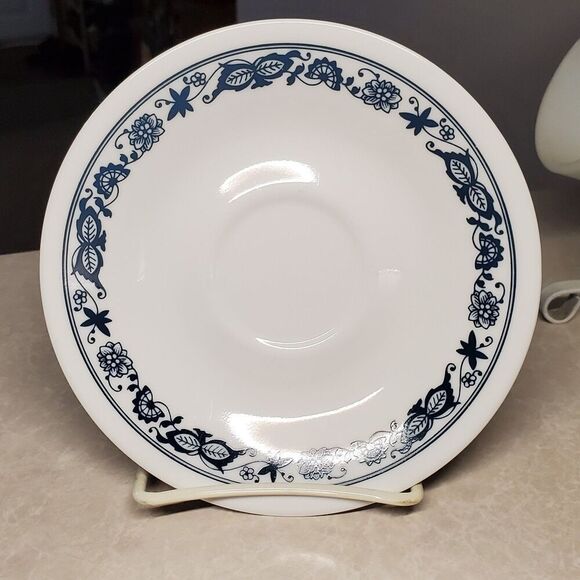 Old Town Blue by Corelle Saucer 6¼" White with Blue Trim - Picture 1 of 3